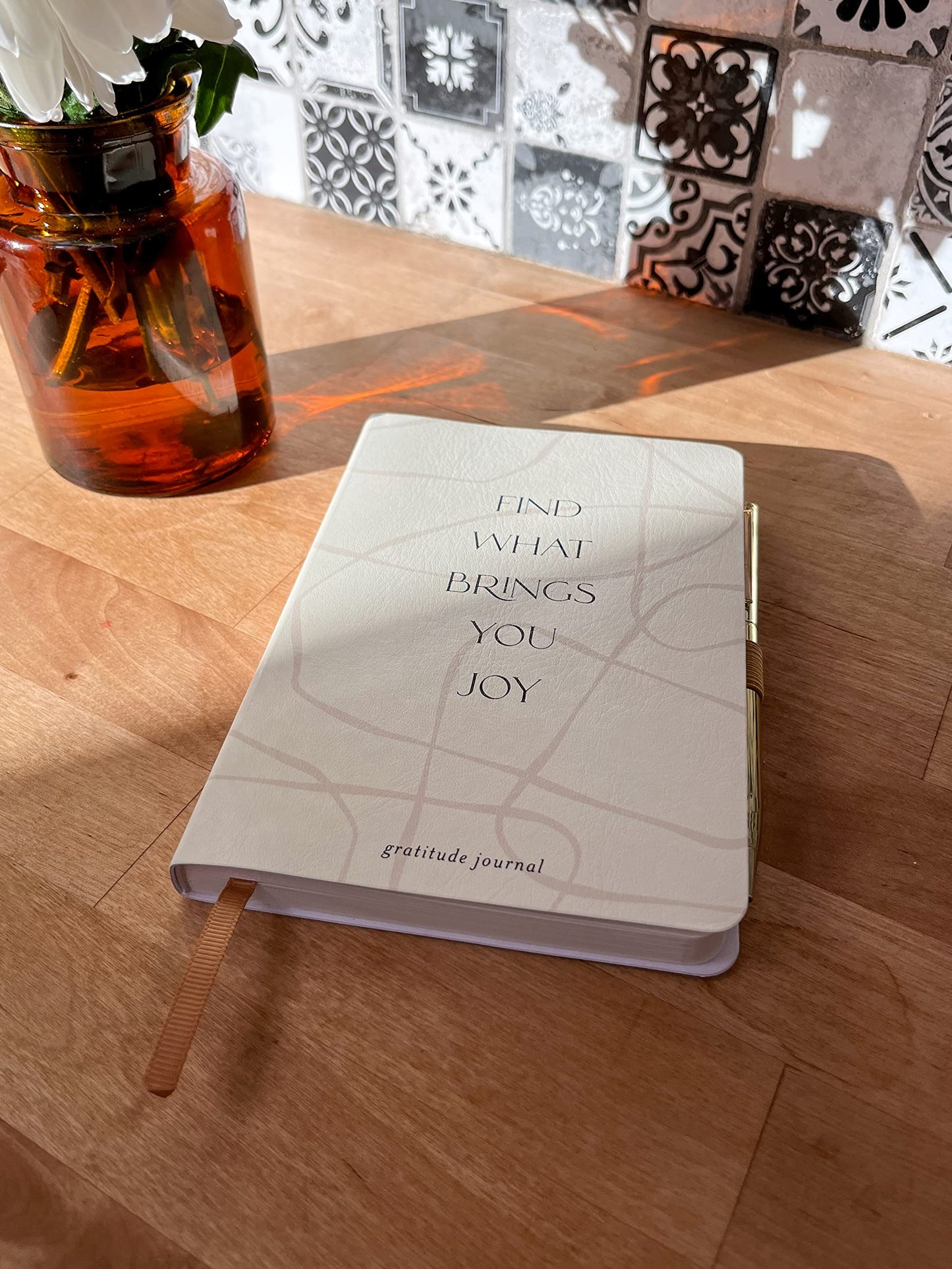 DesignWorks Ink Gratitude Journal with 196 Guided Pages for Daily Thoughts and Goals with Pen and Ribbon Marker | Undated Daily Mindfulness Journal, Brings You Joy